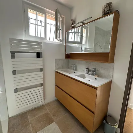 Apartmán De Classe 3 Etoiles De 90m2, Terrasse Vue Mer, Plages A 5min Carqueiranne
